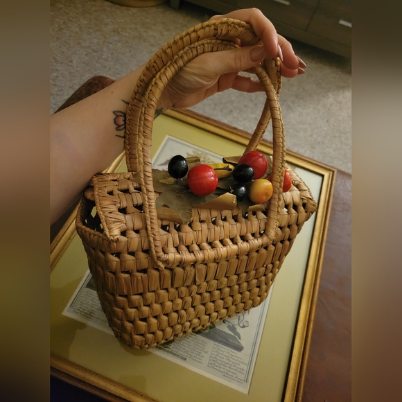 Vintage 70s Wicker Basket Style Purse - Picture 5 of 7